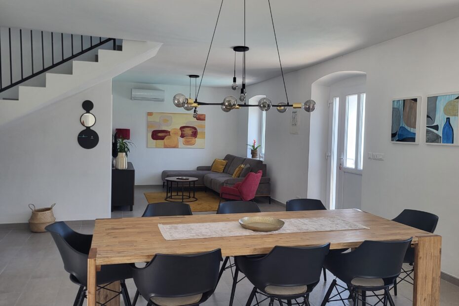 Wohn und Esszimmer